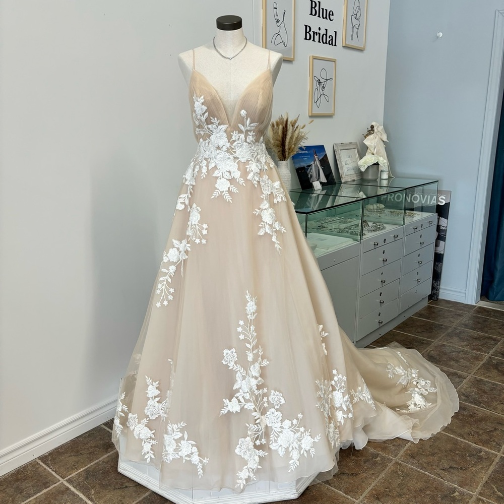wedding dress